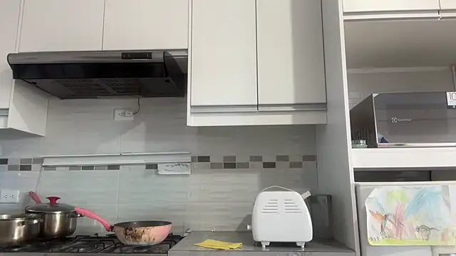 ChocolateCakeQueen online show from 09.11.25