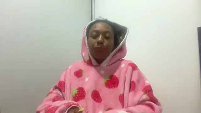 ChocolateCakeQueen online show from 01.12.26