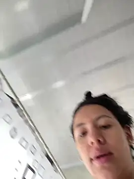 hannahb-e online show from 01.23.25