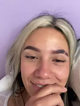 hannahb-e online show from 03.06.25