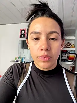 hannahb-e online show from 09.08.25