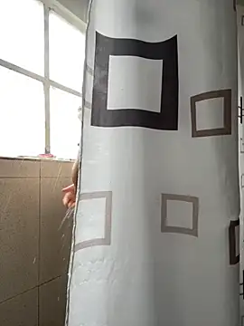 hannahb-e online show from 09.30.25