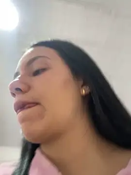 hannahb-e online show from 10.03.25