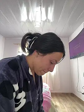 hannahb-e online show from 02.21.26