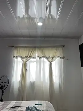 hannahb-e online show from 03.31.26