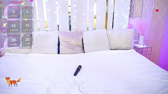 Marina Mur  online show from 03.04.25