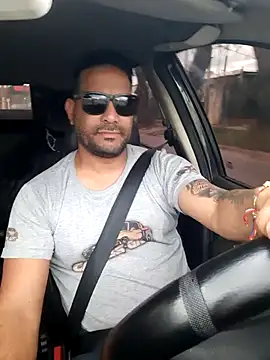 Snapshot of hecwil8 chatting on 09.18.25 hecwil8 online show from 09.18.25