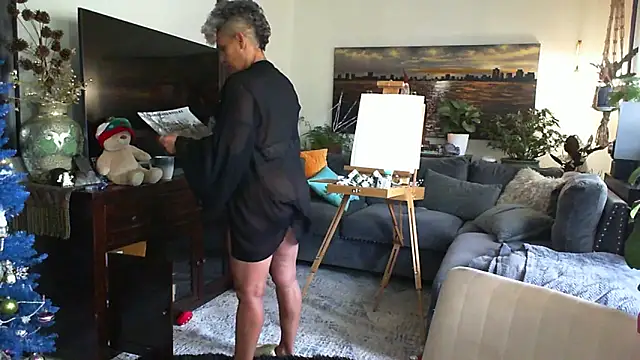 CeceilaMoon online show from 12.15.25