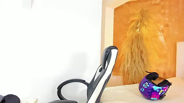 shenielxx online show from 03.16.26