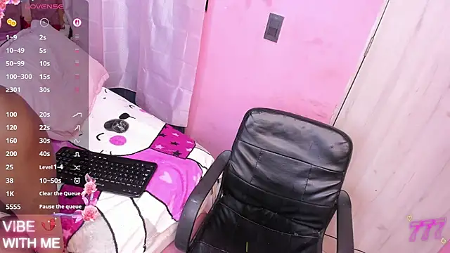 shenielxx online show from 06.15.26