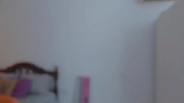 Snapshot of -ShaniArgentina- chatting on 10.22.25 -ShaniArgentina- online show from 10.22.25