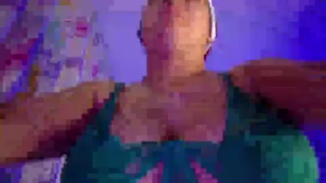 Snapshot of NicolleTaylor chatting on 06.04.26 NicolleTaylor online show from 06.04.26