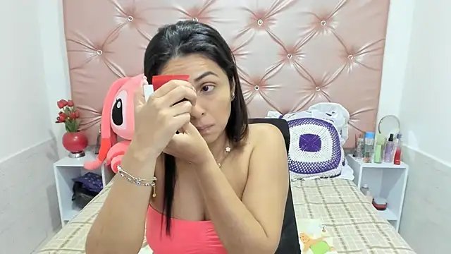 KatiaMoore online show from 12.01.25