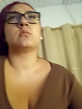 Snapshot of Isabella_Du chatting on 04.27.26 Isabella Du online show from 04.27.26