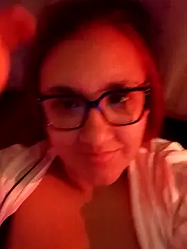Snapshot of Isabella_Du chatting on 05.05.26 Isabella Du online show from 05.05.26