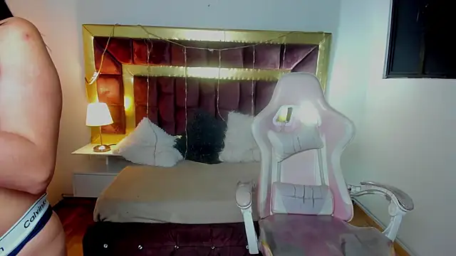 iam sofiia online show from 02.24.25