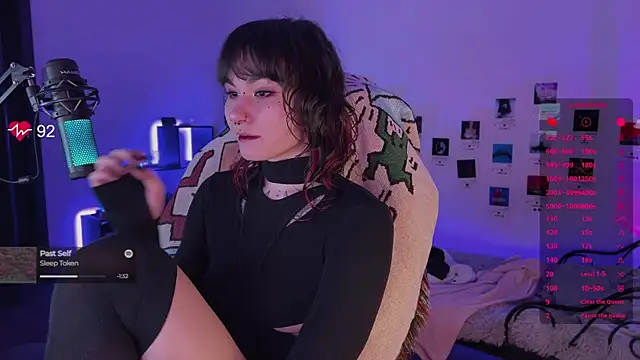 deadlysweet online show from 11.04.25