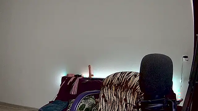 amber candyfloss online show from 03.12.25