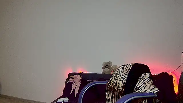 amber candyfloss online show from 09.17.25