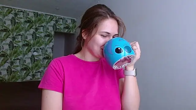 Olivia shine online show from 11.12.25