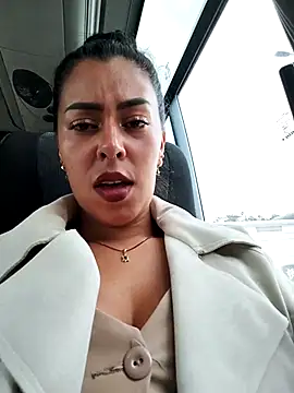 Emily Wane online show from 11.05.25