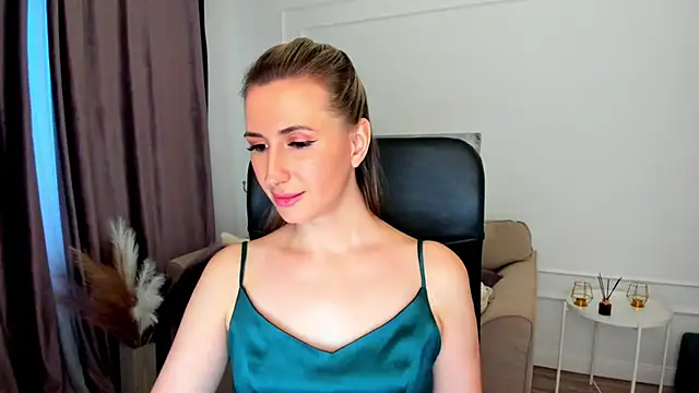 PassionGlow online show from 03.06.25