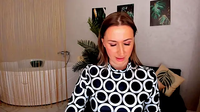 PassionGlow online show from 04.18.26