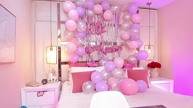 elizavenus online show from 11.14.25