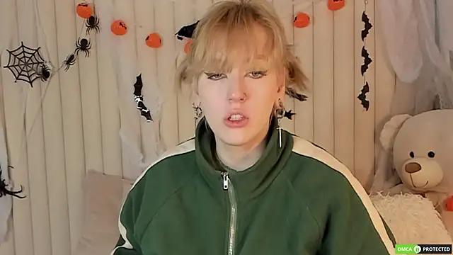 RachelCart online show from 10.25.25