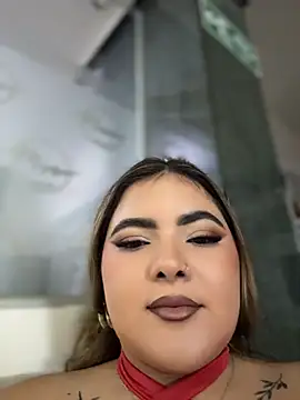Snapshot of EVELIN_MASON chatting on 06.23.26 EVELIN MASON online show from 06.23.26
