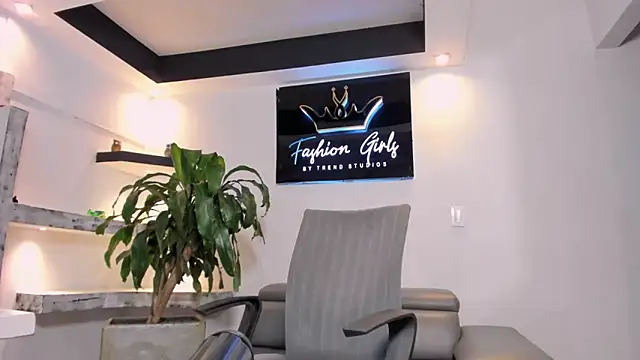 AnaRuiz online show from 11.22.25