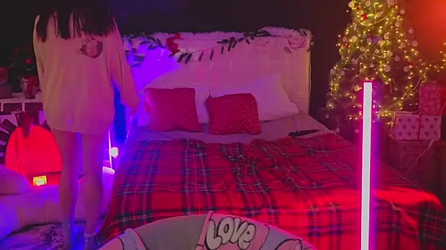 YasmineWest online show from 01.08.26