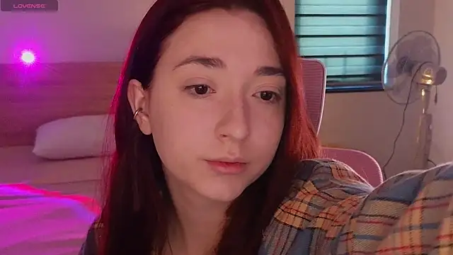 YasmineWest online show from 05.01.26