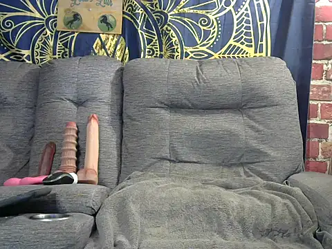 lovely lola1111 online show from 04.10.26