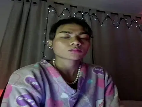 Lilithsabeth online show from 04.05.26