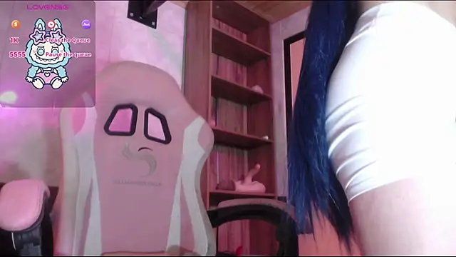 Sally23  online show from 12.05.25