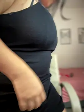 horny roomiess online show from 11.12.25