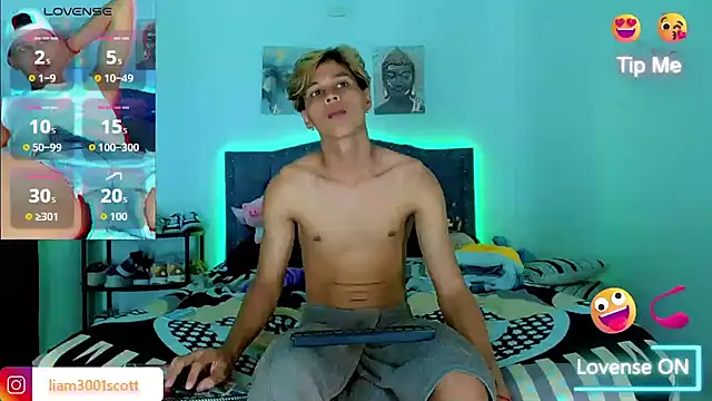 Liamscott  online show from 11.30.25