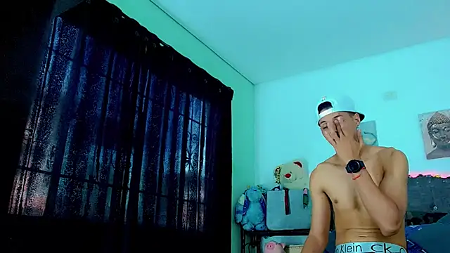 Liamscott  online show from 02.24.26