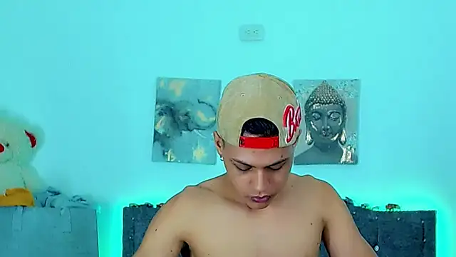 Liamscott  online show from 03.08.26