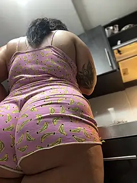 Snapshot of JulianaCastillo chatting on 02.13.26 JulianaCastillo online show from 02.13.26