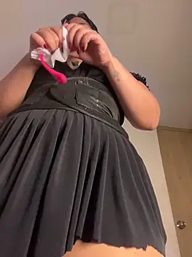 Snapshot of JulianaCastillo chatting on 02.18.26 JulianaCastillo online show from 02.18.26