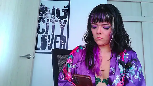 purple em69 online show from 09.16.25