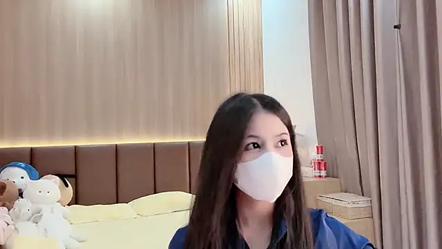 Jennie Spa online show from 10.04.25