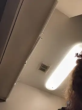 renegade vyxxen online show from 11.19.25