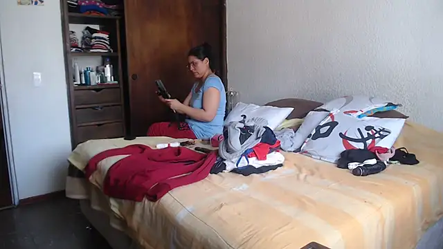 Snapshot of LucifernandaSw chatting on 02.06.25 LucifernandaSw online show from 02.06.25