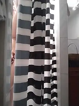 Snapshot of LucifernandaSw chatting on 02.23.25 LucifernandaSw online show from 02.23.25