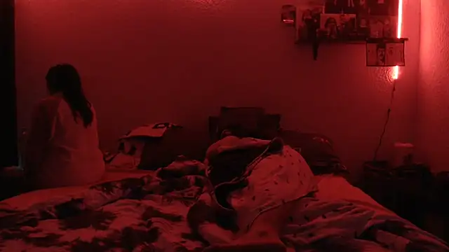 Snapshot of LucifernandaSw chatting on 03.09.25 LucifernandaSw online show from 03.09.25