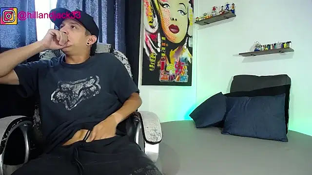 Snapshot of HillAndJack333 chatting on 01.10.25 HillAndJack333 online show from 01.10.25