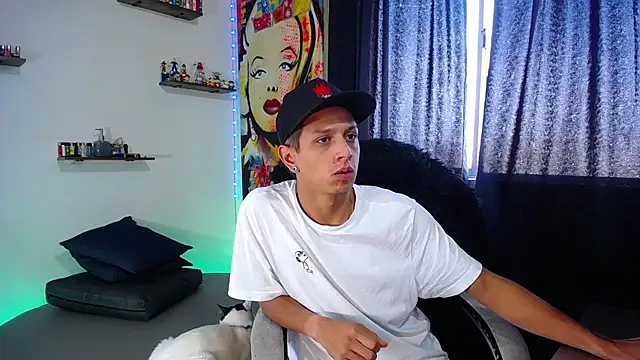 Snapshot of HillAndJack333 chatting on 01.15.25 HillAndJack333 online show from 01.15.25